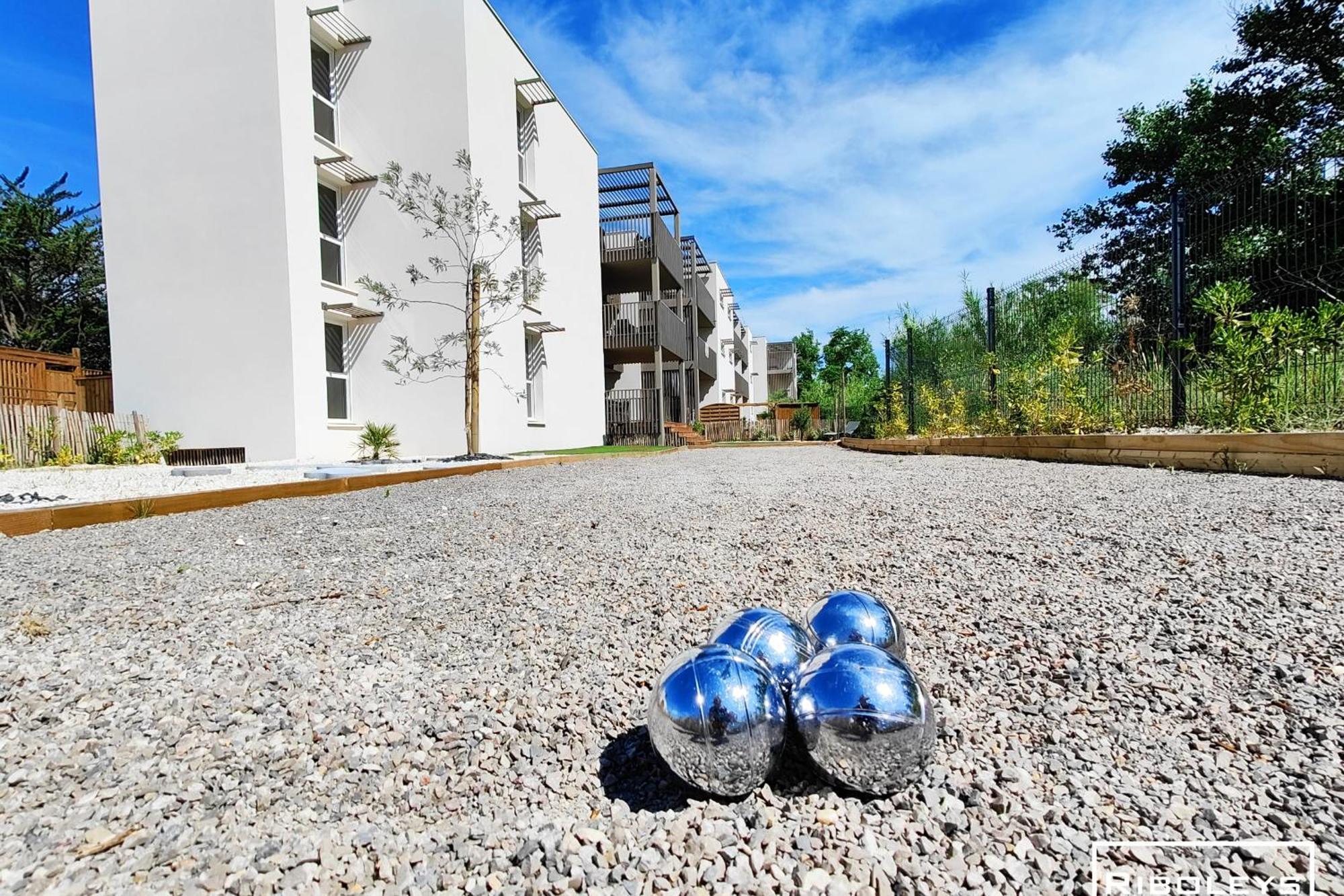Superbe T3 Climatise Avec Wifi A 400M De La Plage Vias Exterior foto