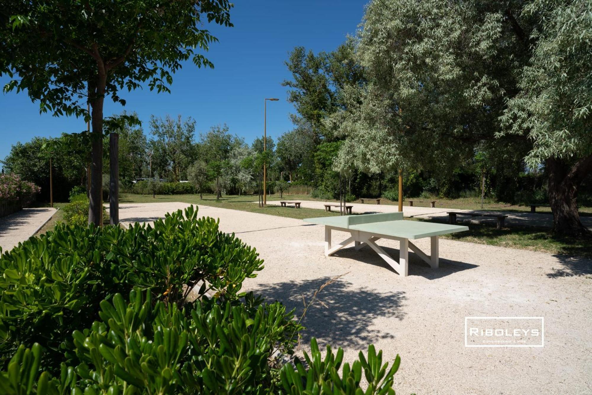 Superbe T3 Climatise Avec Wifi A 400M De La Plage Vias Exterior foto